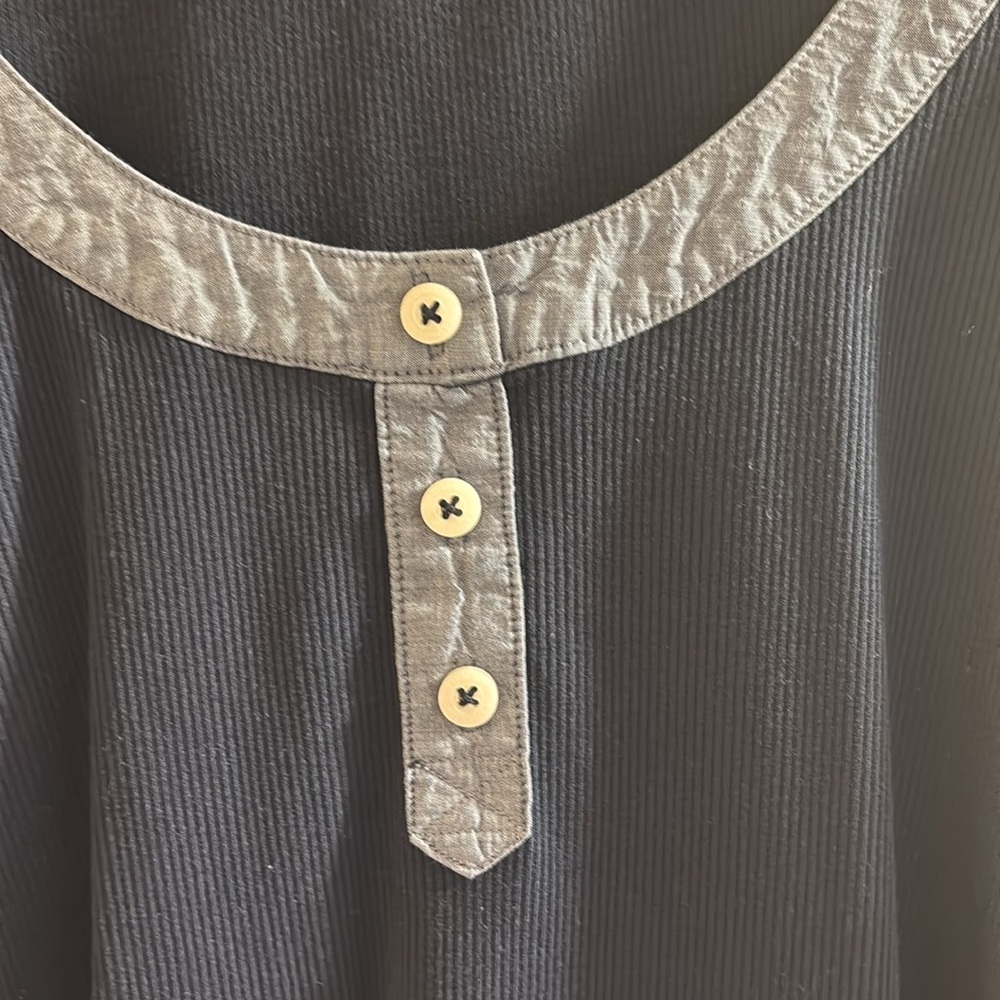 Tommy Hilfiger mixed media, roll-tab top - Picture 7 of 13